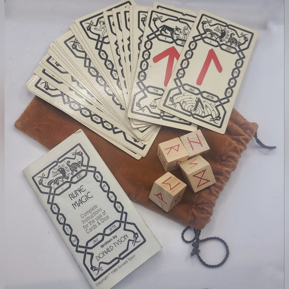 Vintage "Rune Magic" Set